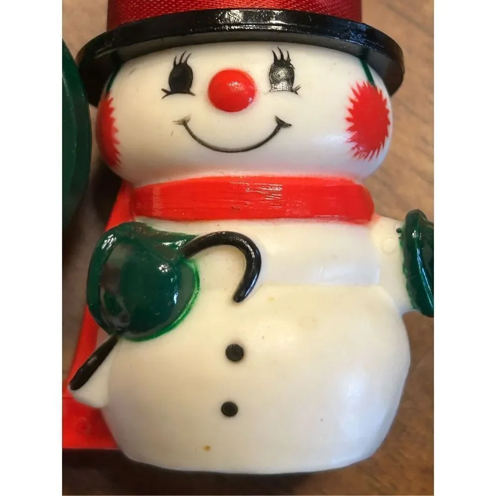 Vintage Hallmark Mr. Mrs. Snowman Salt And Pepper Shakers Happy & Merry (8797)